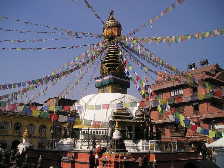 ネパールの祈りの旗